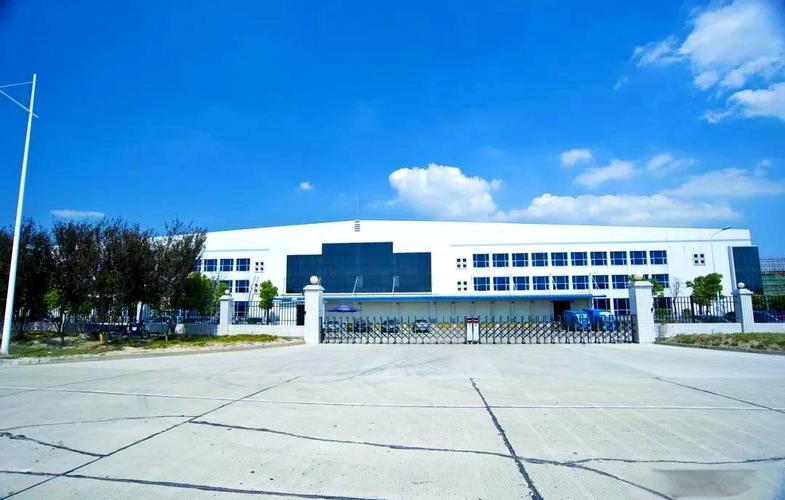 由詹玲郎带领,专注于新型药品包装材料,容器的研发与生产